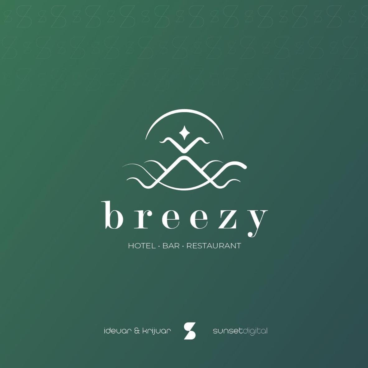 Breezy Hotel 瓦勒博内 外观 照片